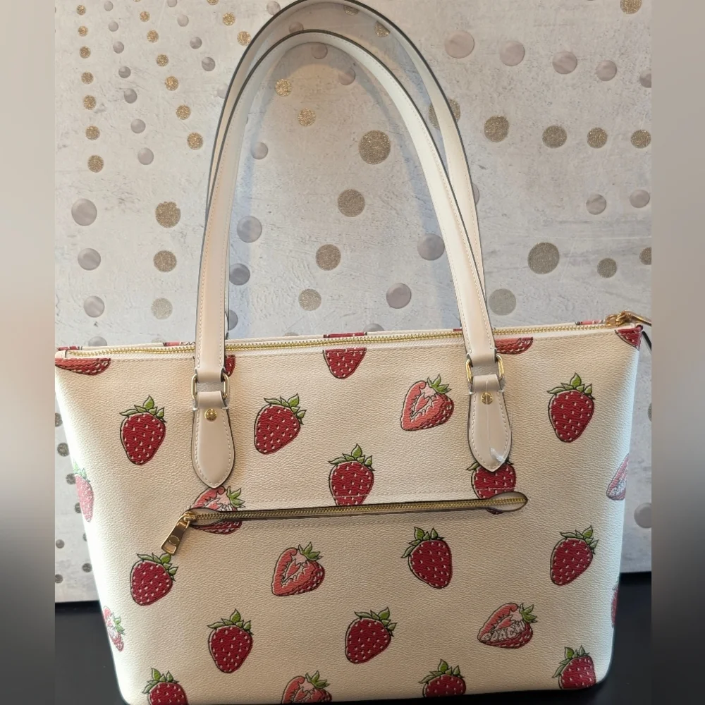3pc Coach Beige Coated Canvas Strawberry Tote & Matching Wristlet/ Charm🍓 - Picture 10 of 16